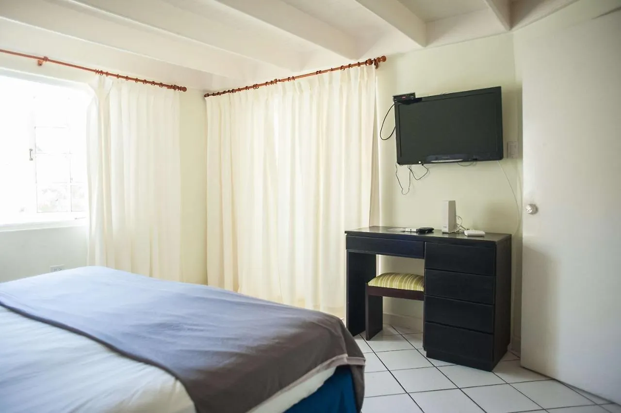 Mystic Ridge Resort Ocho Rios 3*,